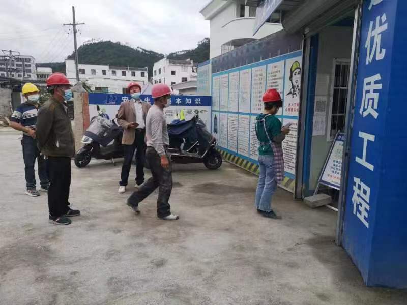 屯溪城建投公司多措并舉，筑牢建筑工地“防疫墻”