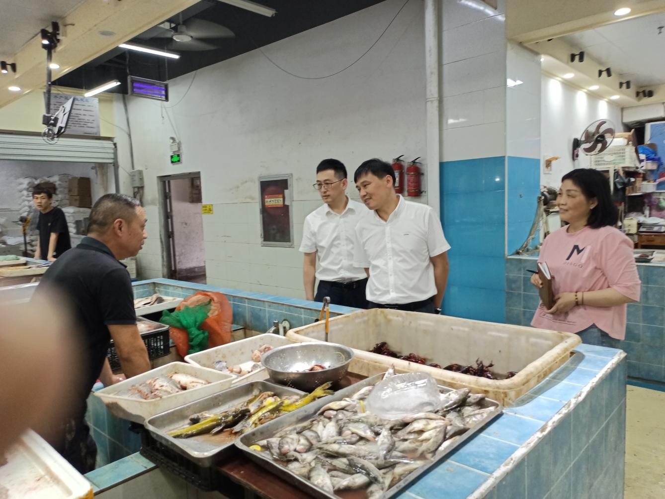 管好“菜籃子”，守護“大民生”國資運營公司開展菜市場大巡查